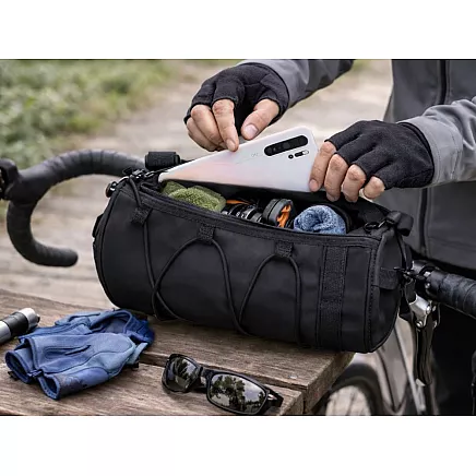 Velosomiņa stūres rokturim ūdennecaurlaidīga somiņa rokai telefonam pārīkārtojumi