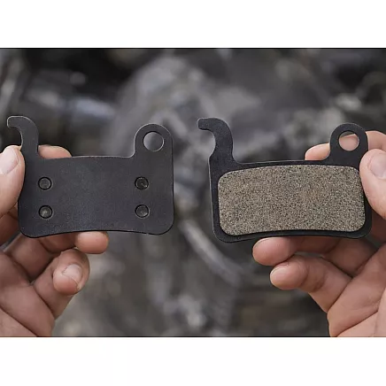 Тормозные колодки для дисковых тормозов велосипеда — комплект