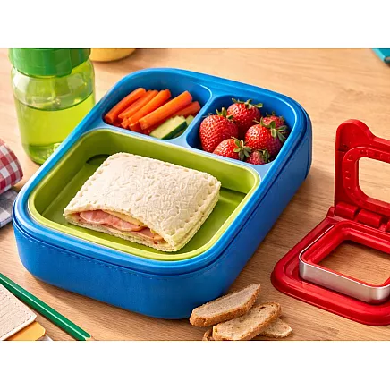 SANDWICH MOULD, TOAST CUTTER, BREAD MOULD, BREAD TOASTER FOR CHILDREN