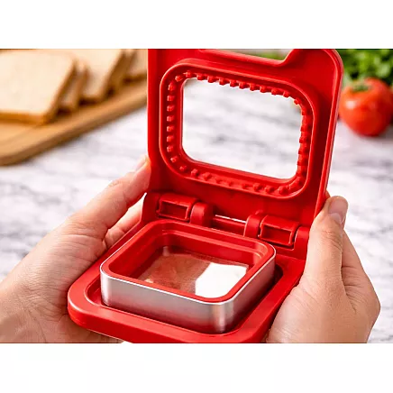 SANDWICH MOULD, TOAST CUTTER, BREAD MOULD, BREAD TOASTER FOR CHILDREN