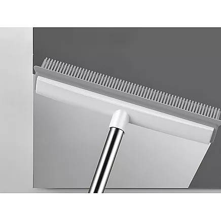 Резиново-силиконовая метла для уборки с металлическим держателем 120 см