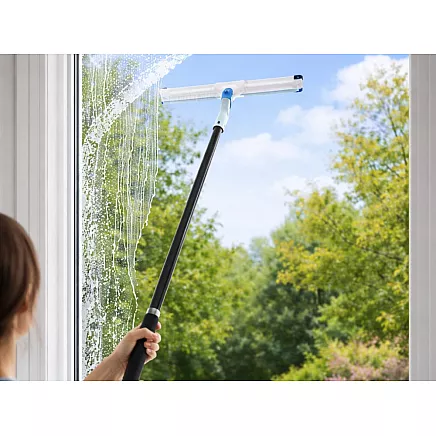 Adjustable 180° squeegee for floors, windows and shower screens – with cover