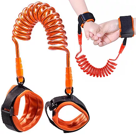 Childs harness leash against escape loss