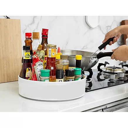 Rotating kitchen organiser spice bowl