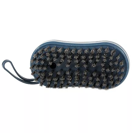 Cleaning brush with fluid dispenser