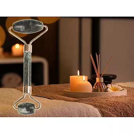 Jade roller face massager