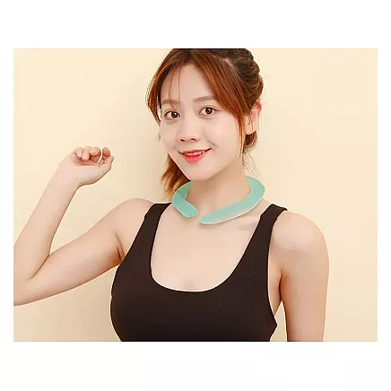 Cooling poultice for the neck cold summer compress