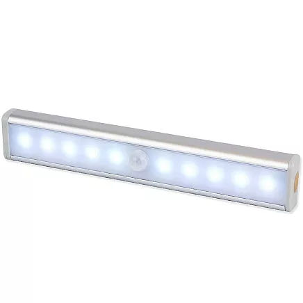 Pašlīmējoša skapja gaismas sloksne ar kustības un krēslas sensoru