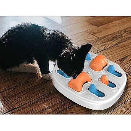 Attīstošā suņu rotaļlieta prāta spēle ar kārumiem un graužamajiem elementiem