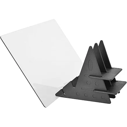Optical drawing sketchbook drawing projector tracing paper drawing from a phone