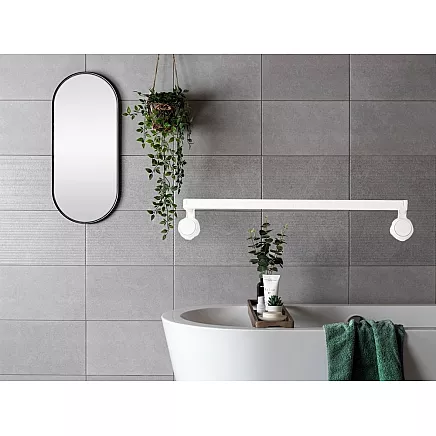 Wall-mounted bathroom towel rail adjustable holder