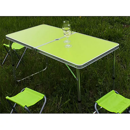 Saliekamais tūrisma galda un krēslu komplekts