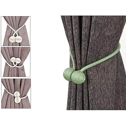 Decorative clips for curtains magnetically strong