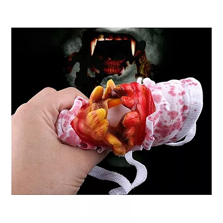 Briesmīga Helovīna maska ar asiņainiem zobiem kostīmam