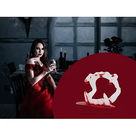 Drakulas mākslīgie zobi un 14ml mākslīgās asinis