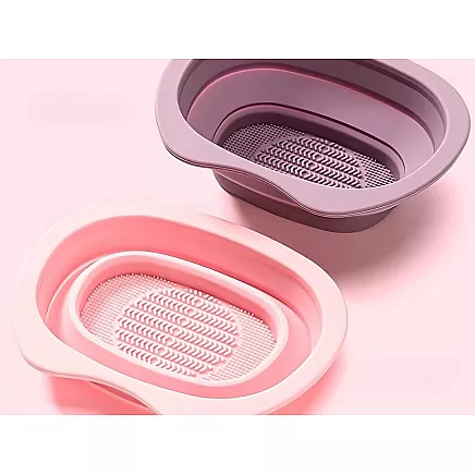 Cleaning bowl for cleaning make-up brushes sponges silicone mat