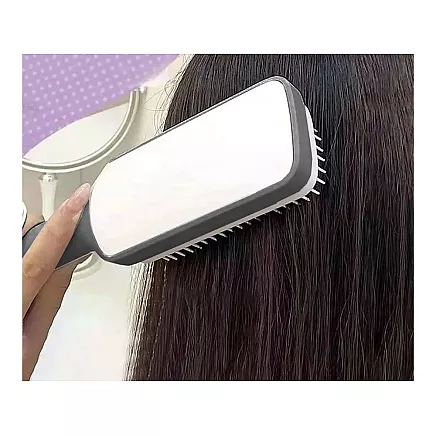 Self-cleaning hair brush for combing anti-static combing