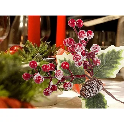 Ziemassvētku Dekoratīvā Zars ar Pīlādžiem, 22 cm