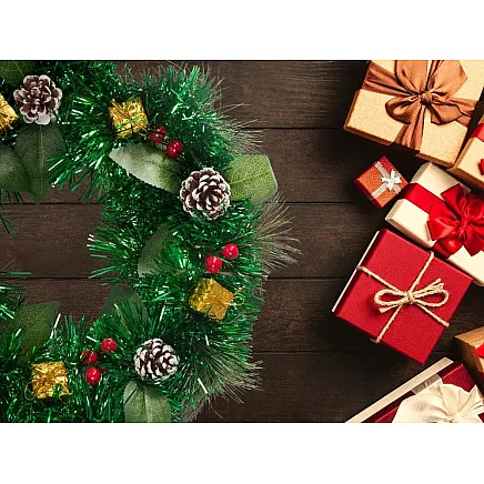 Garland christmas wreath christmas decorations door decoration window