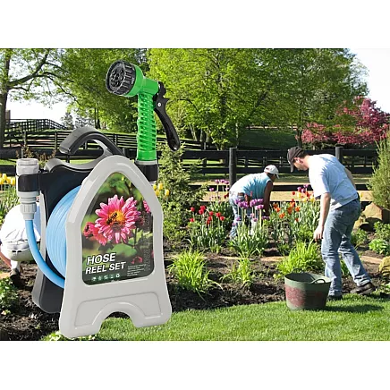 Dārza laistīšanas šļūtene ar statīvu un pistoli 10m