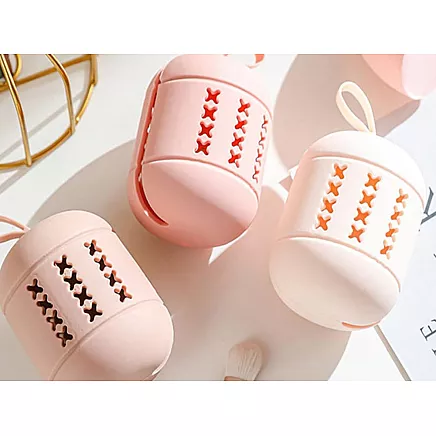 Make-up sponge holder silicone hanging cosmetics container