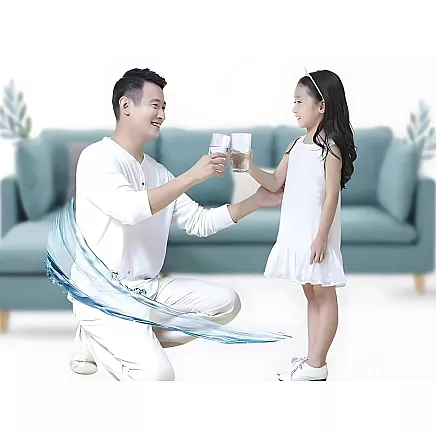 Ūdens sildītāja filtrs ar jonizējošo kasetni tīram ūdenim, balts