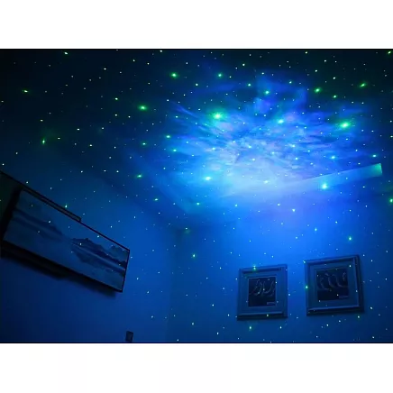 Astronauta zvaigžņu projektors ar tālvadības pulti