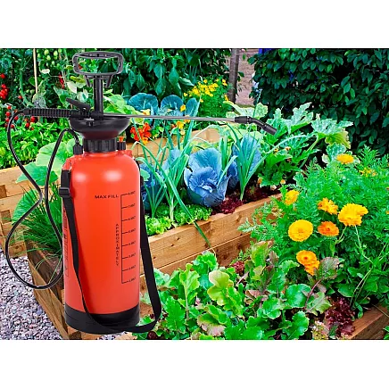 Rokas spiediena dārza smidzinātājs ar garu lance, 8L, siksna, oranžs
