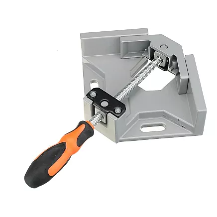 Stolāra stūra skava ar metāla korpusu, 90° leņķis, 75 mm