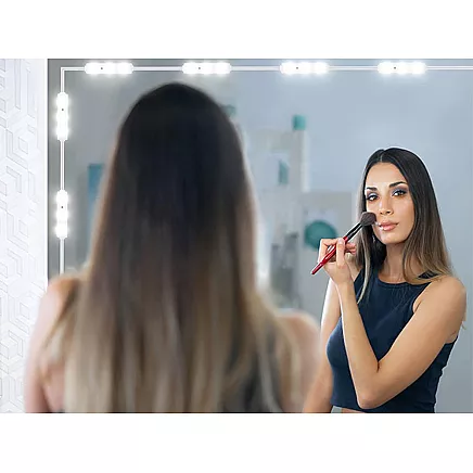 LED gaisma skapim 10 W 5V 3,3 m