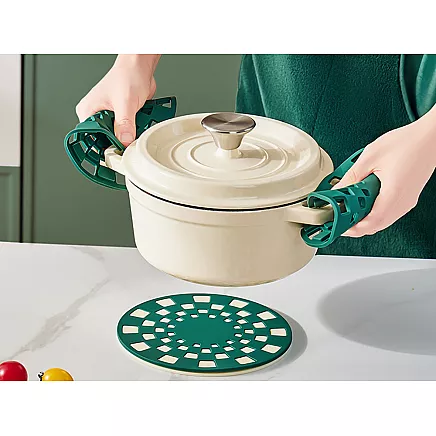 2pcs pots and pans silicone stovetop saucer tray