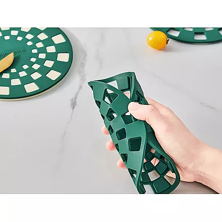 2pcs pots and pans silicone stovetop saucer tray