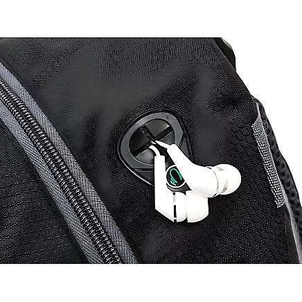 Backpack 40l black travel hiking trekking strong in the mountains durable