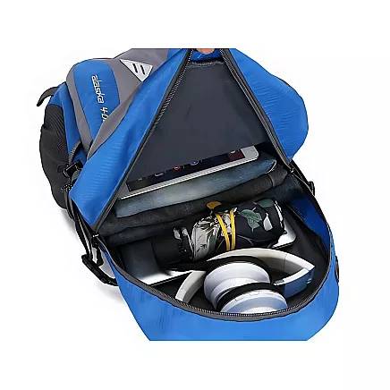Backpack 40l black travel hiking trekking strong in the mountains durable