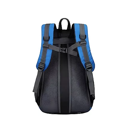 Backpack 40l black travel hiking trekking strong in the mountains durable