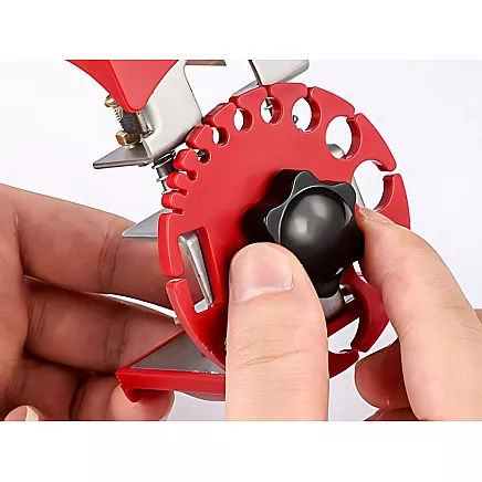 Hand-held cable stripper with adjustable cutting action