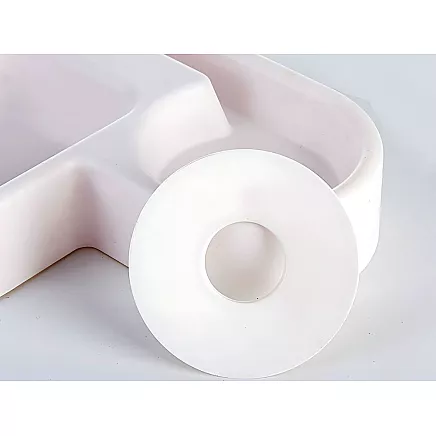 2in1 double food and water bowl with 500 ml reservoir for a dog cat