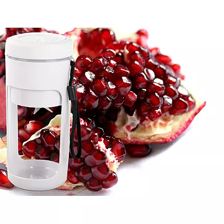 Portable USB wireless smoothie blender, ice crusher, lanyard