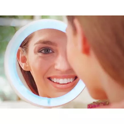 Illuminated 22 led 2 x 3 x usb cosmetic mirror