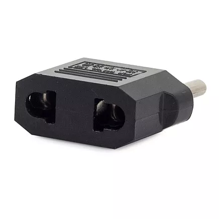 Plug adapter polish adapter to socket