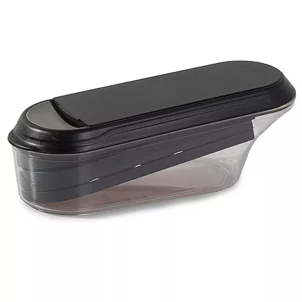 Multifunkcionāla rīve ar konteineru dārzeņiem un augļiem