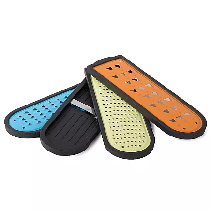 Multifunkcionāla rīve ar konteineru dārzeņiem un augļiem