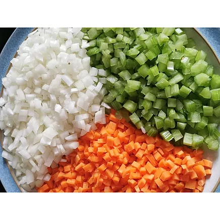 Dārzeņu un Augļu Smalcinātājs ar Rokas Piedziņu