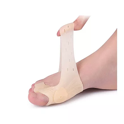 Toe separator for hallux valgus gel wedge magnet