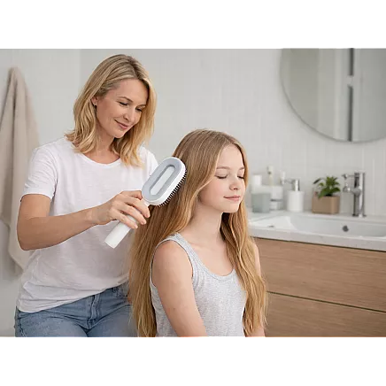 ANTI-STATIC TRAVEL HAIR BRUSH FOR SMOOTHING AND DETANGLING