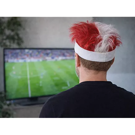 Волосы болельщика бело-красный головной убор польша матч стадион повязка
