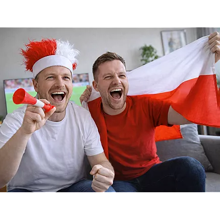 Волосы болельщика бело-красный головной убор польша матч стадион повязка