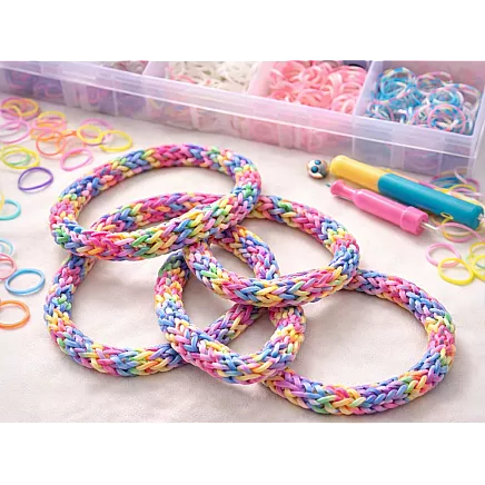 XXL BRACELET-MAKING KIT – 6,800 ELASTIC STRINGS, 22 COLOURS, KROSNO GIFT SET