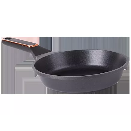 Panna ar nepiedegošu pārklājumu, 20 cm, indukcijai un gāzei