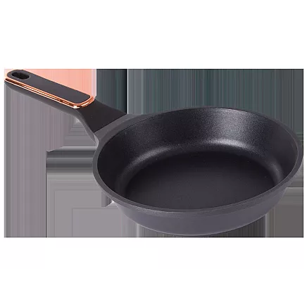 Panna ar nepiedegošu pārklājumu, 20 cm, indukcijai un gāzei